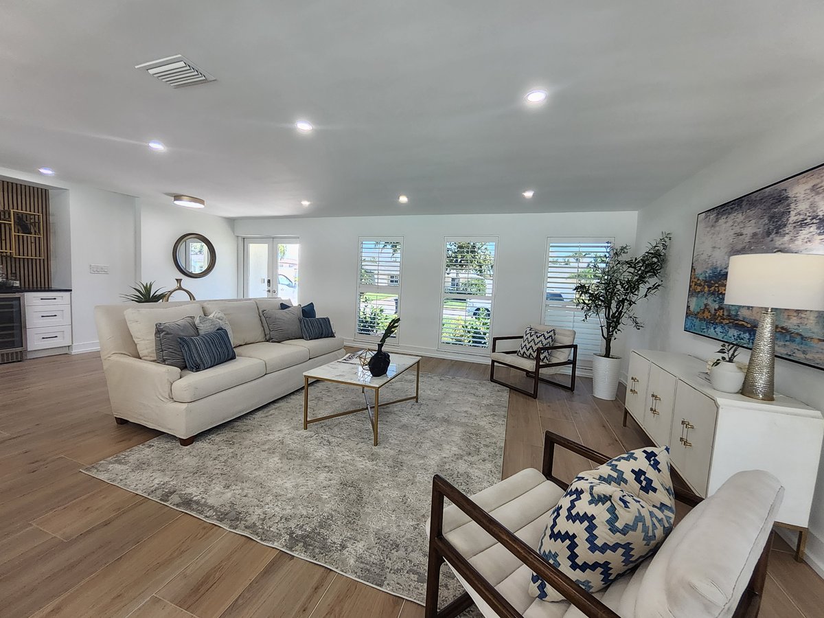 Tanglewood St. Pete Estate living grand